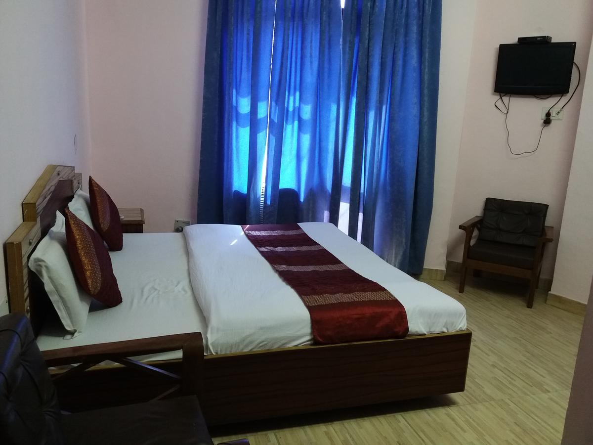 كاترا Hotel Rama Palace المظهر الخارجي الصورة