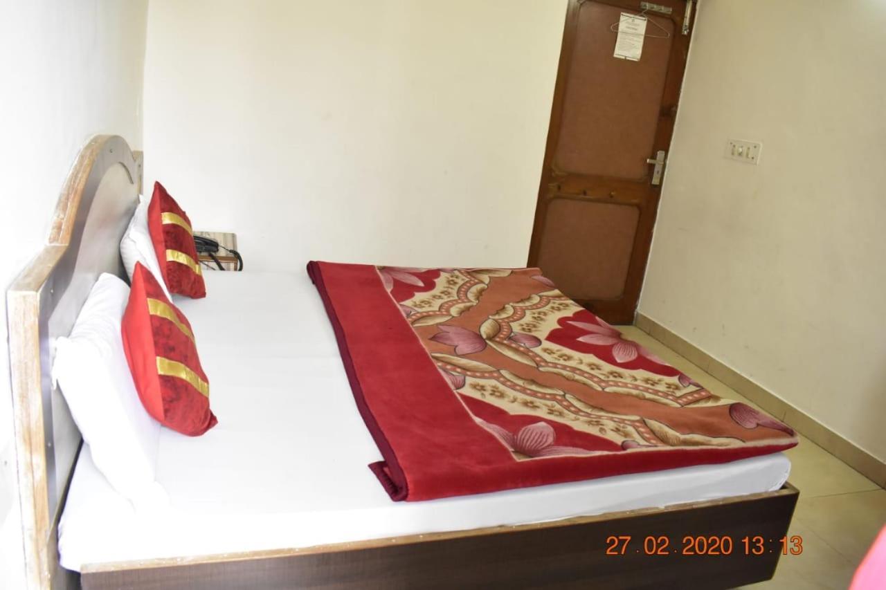 كاترا Hotel Rama Palace المظهر الخارجي الصورة